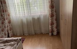 Apartament cu 3 camere, AC, centrală termică, decomandat, 80 mp, Lăpuș
