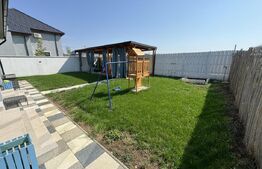 Casă pretabil - grădinița, 276 mpu, 720 mp teren, zona Ford