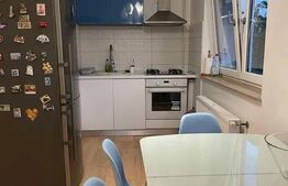 Apartament cu 3 camere, parcare privata, zona centrala
