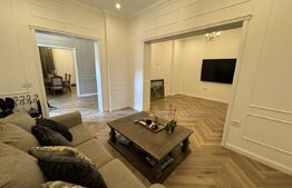 Casă tip conac S + P + E de 365 mpu, pe un teren de 1.143mp, Malu Mare