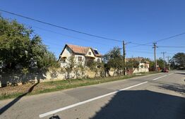 Casă cu anexe, 134 mpc, teren 2.440 mp, front 44 m, Giubega