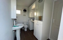 Casă cu teren de 800 mp, 2 camere și 2 băi, Bucovăț