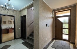 Vilă S + P + M de 286 mpu și curte 875 mp, saună, piscină acoperită, zona Ford 