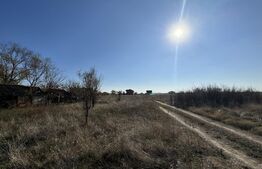 Teren intravilan, 530 mp, formă pătrată, toate utilitățile, zona Metro