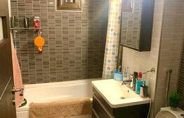 Apartament 3 camere, decomandat, 76 mp, 1 Mai, zona Pelendava (in spate)