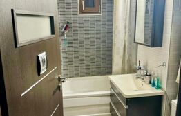 Apartament 3 camere, decomandat, 76 mp, 1 Mai, zona Pelendava (in spate)