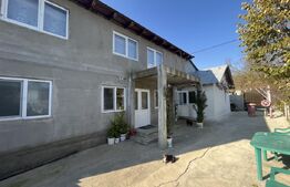 Casa de 160 mp utili, cu 750 mp de teren, in Cosoveni 