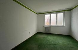 Apartament cu 2 camere, nemobilat, semidecomandat, etaj 1, Nanterre