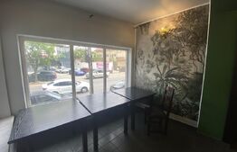 Cladire comerciala P+2 , stradal, 377 mpu, zona Medicina veche!