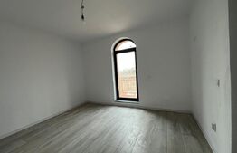 Casa P+1 cu un design deosebit, zona Metro