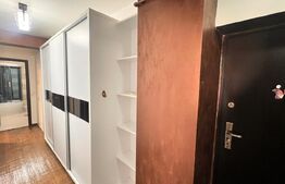 Apartament 3 camere, decomandat, parcare, zona Calea Severinului