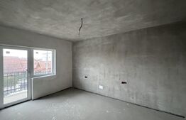 Casă P + 1 parte din triplex, 112 mp utili, cu teren 241 mp, Catargiu