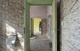 Casa boierească de renovat, zona Schmidt, teren 286 mp, pretabil cabinet