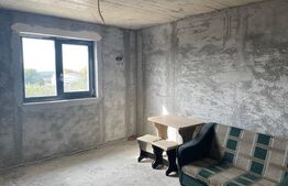 Casă la gri plan parter Malu Mare - Preajba 