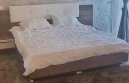 Apartament tip Penthouse,  3 camere, 105 mp, terasa si piscina, gratar