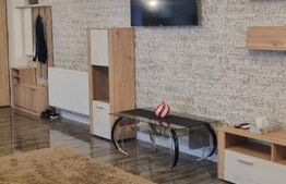 Apartament tip Penthouse,  3 camere, 105 mp, terasa si piscina, gratar