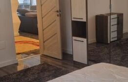 Apartament 3 camere, 105 mp, lux, terasa si piscina, loc gratar, zona 1 Mai