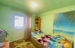 Apartament decomandat, 4 camere, 92 mp, zona Cornitoiu
