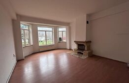 Casa cu 7 camere, 4 bai, 330 mp, 900 mp curte, zona Ford