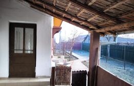 Casa renovabila stradala, 95 mp, zona Podari