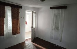 Casa renovabila stradala, 95 mp, zona Podari