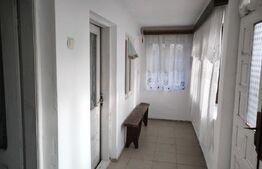 Casa renovabila stradala, 95 mp, zona Podari