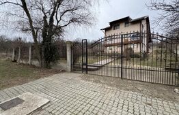 Casă D + P + M de 217 mp utili, teren 2.061 mp, Leamna de Jos