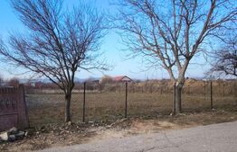 Teren intravilan 1086 mp, stradal, zona Podari