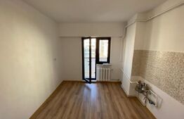 Apartament 3 camere, 80 mp, pretabil spatiu birouri, zona Ultracentrala