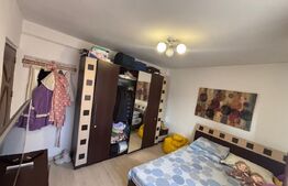 Apartament 3 camere semidecomandat, 56mp, zona Insula 1 Mai