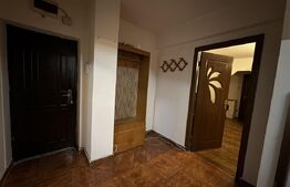 Apartament 3 camere 62 mp + balcon, centrala termica, zona ultracentral