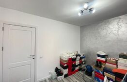 Apartament cu 3 camere decomandat, 72 mp, zona Lapus Arges