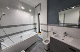 Apartament de lux cu 4 camere, 170 mp, terasă și curte privată, zona centrală