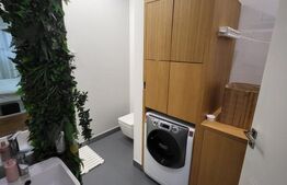 Apartament de lux cu 4 camere, 170 mp, terasă și curte privată, zona centrală