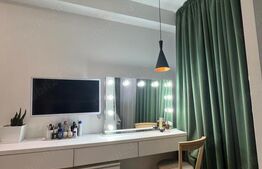 Apartament de lux cu 4 camere, 170 mp, terasă și curte privată, zona centrală