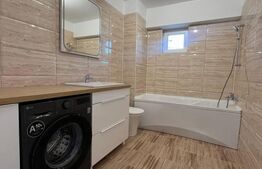 Apartament decomandat, cu 2 camere, 55 mp, balcon, parcare, zona-Rovine