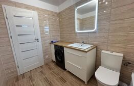 Apartament decomandat, cu 2 camere, 55 mp, balcon, parcare, zona-Rovine