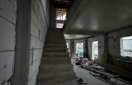 Casa la rosu, cu 4 camere, 145 mp utili, 356 mp teren, zona Catargiu