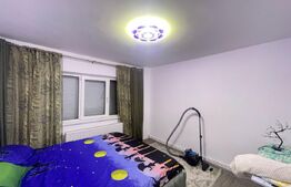 Apartament de vanzare, 2 camere, 50 mp, decomandat, etaj 2, zona Cornitoiu