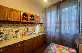 Apartament 3 camere, 53 mp, parter, zona casa Dobrescu