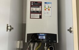 Casa de vanzare, cu 3 camere, 76 mp utili, 240 mp teren, zona Damila