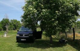 Teren intravilan de vanzare, 1800 mp, cu casa demolabila, zona Cosoveni