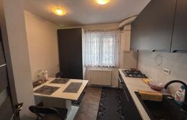 Apartament cu 3 camere, centrala si AC, parter, zona Piata Mare
