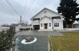 Casa deosebita, 300 mpu, teren 692 mp