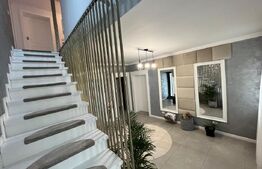 Casa deosebita, 300 mpu, teren 692 mp