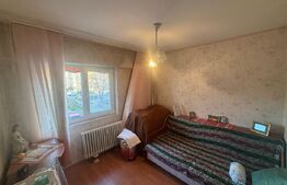 Apartament 3 camere decomandat, 71 mp utili, Lapus, zona Intim