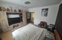 Casa de vanzare, cu 3 camere, 80 mp, teren 480 mp, zona Brestei