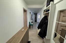 Apartament 2 camere, etaj intermediar, 1 Mai zona Sara