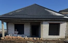 Casa la roșu pe parter, 3 camere, 146 mp, cu toate utilitatile, zona Magnolia