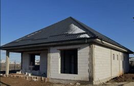 Casa la roșu pe parter, 3 camere, 146 mp, cu toate utilitatile, zona Magnolia